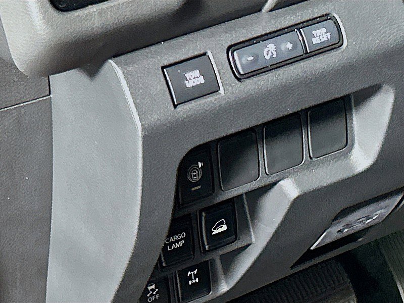 New 2025 Nissan Frontier PRO-4X image 10