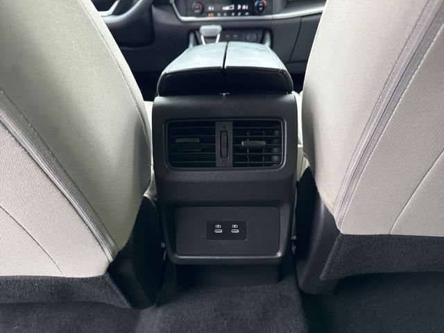 Used 2024 Nissan Rogue SV AWD/4WD image 21