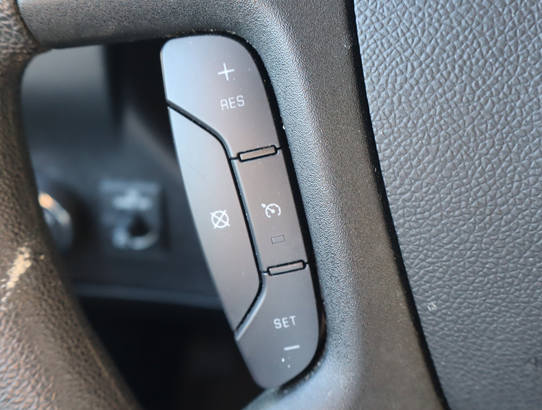 Used 2024 GMC Savana 2500 w/ Driver Convenience Package image 19