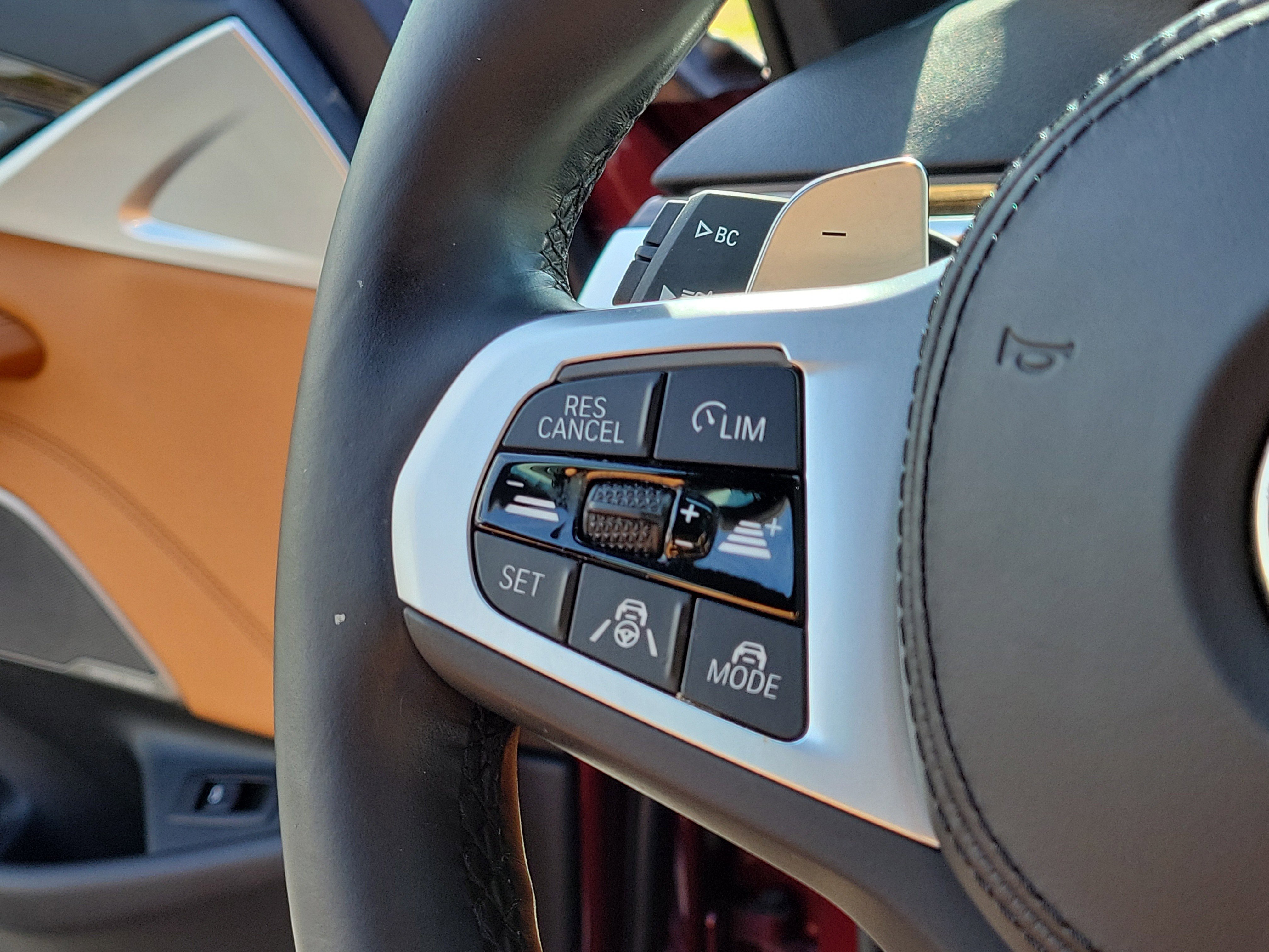 Used 2023 BMW 540i w/ M Sport Package image 30