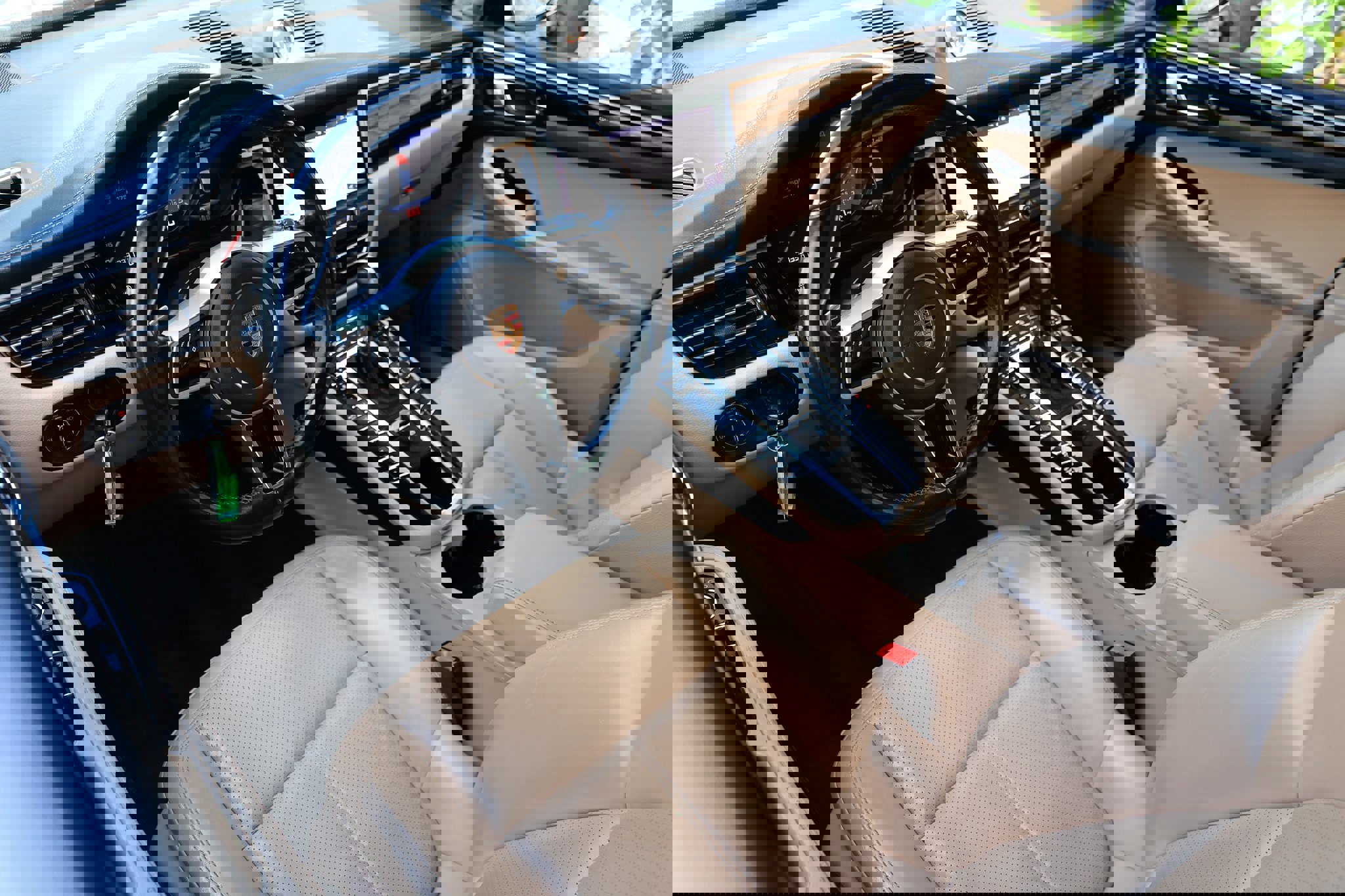 Used 2021 Porsche Macan S image 6