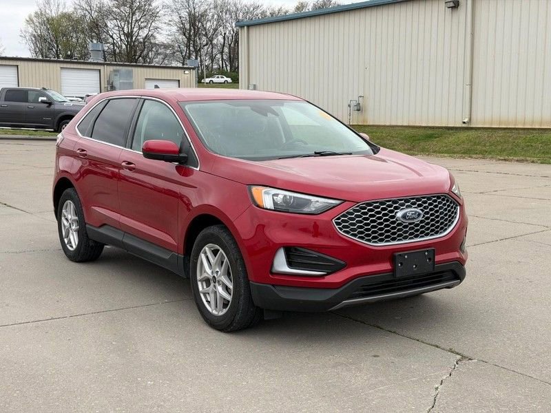 Used 2024 Ford Edge SEL