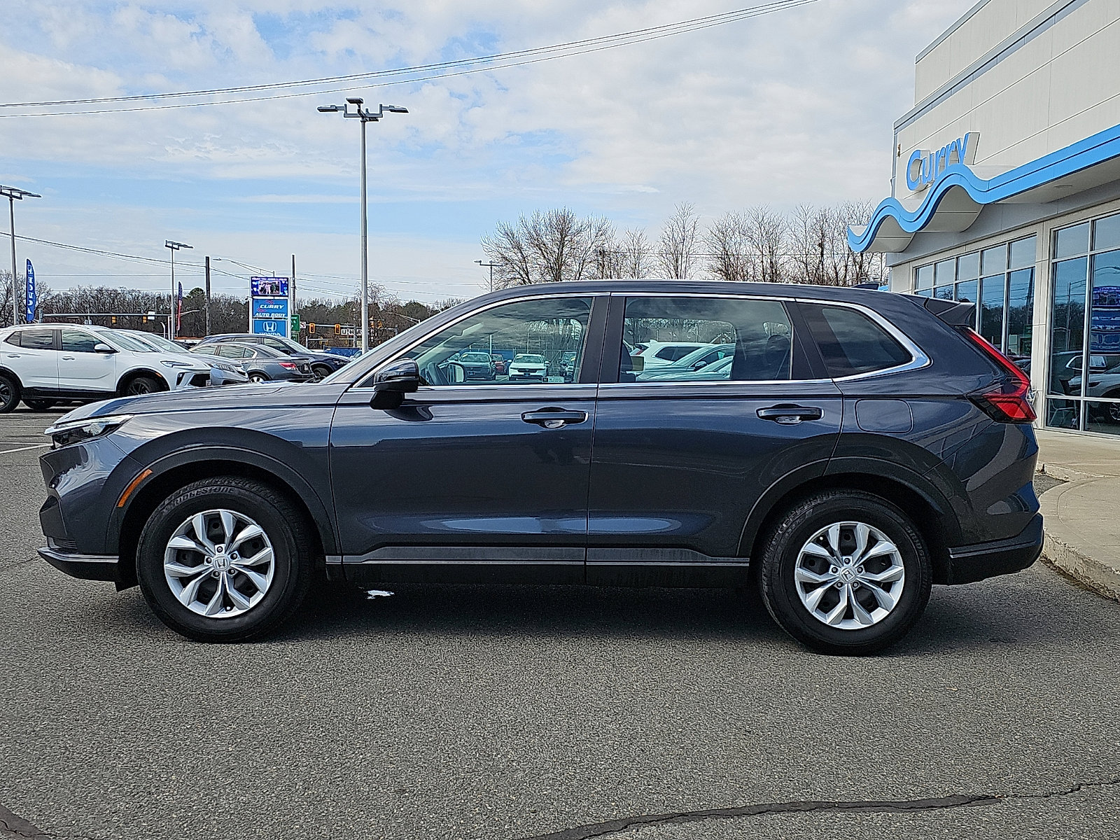 Used 2023 Honda CR-V LX image 7