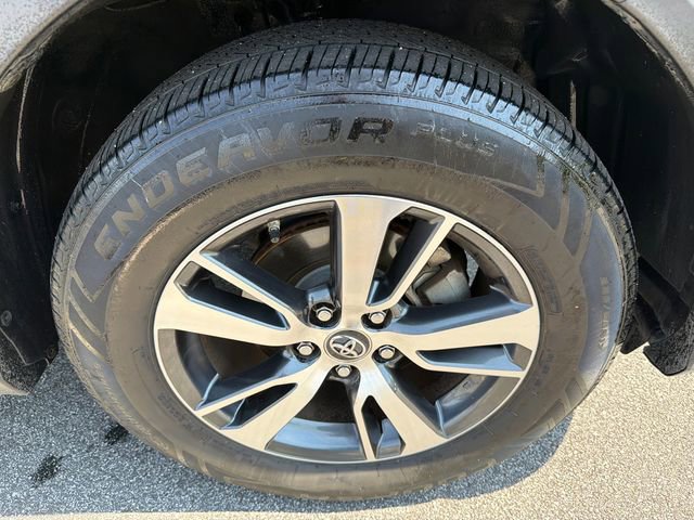 Used 2016 Toyota RAV4 XLE FWD image 12