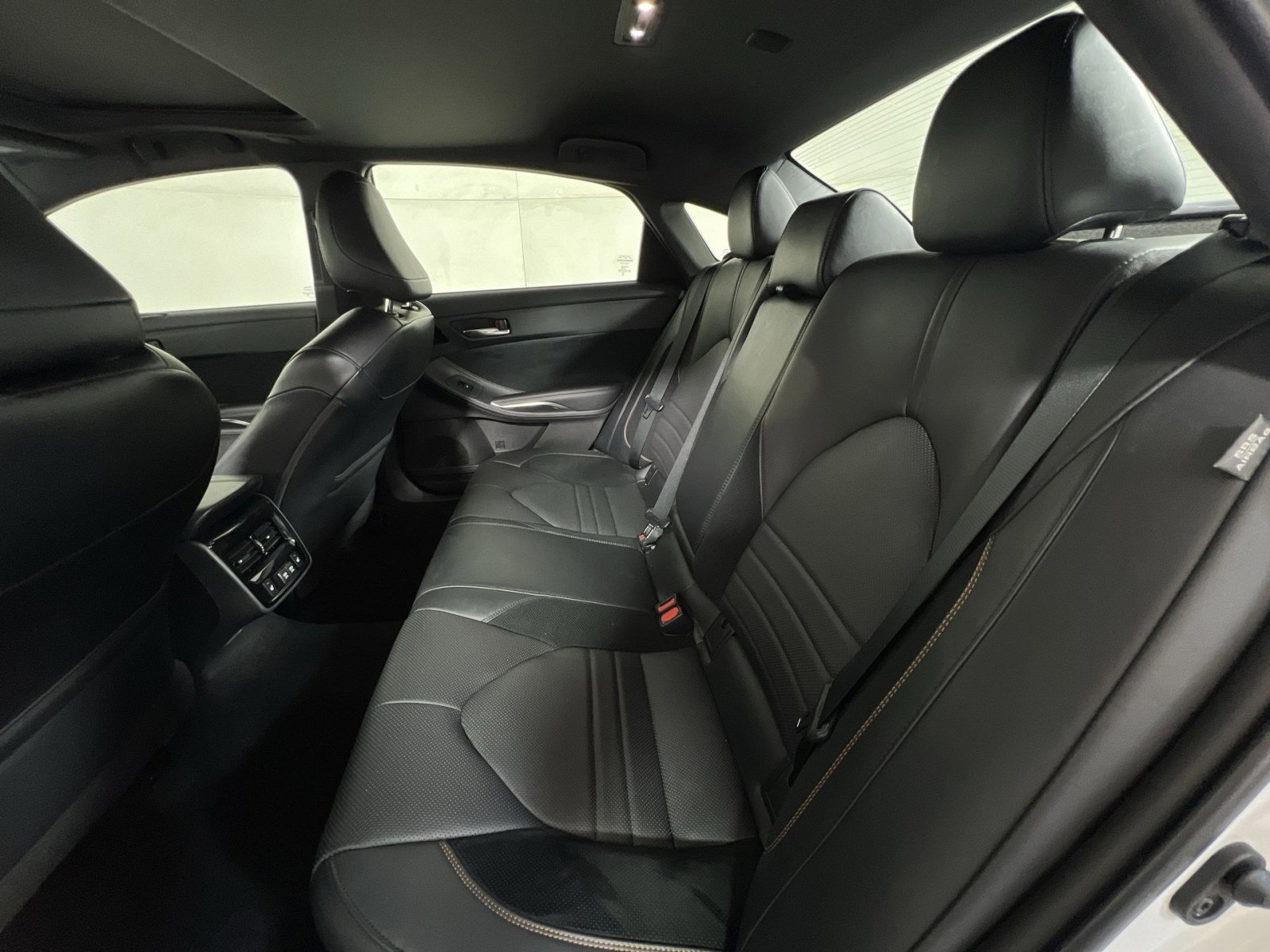 Used 2019 Toyota Avalon Touring w/ Advanced Safety Package image 25