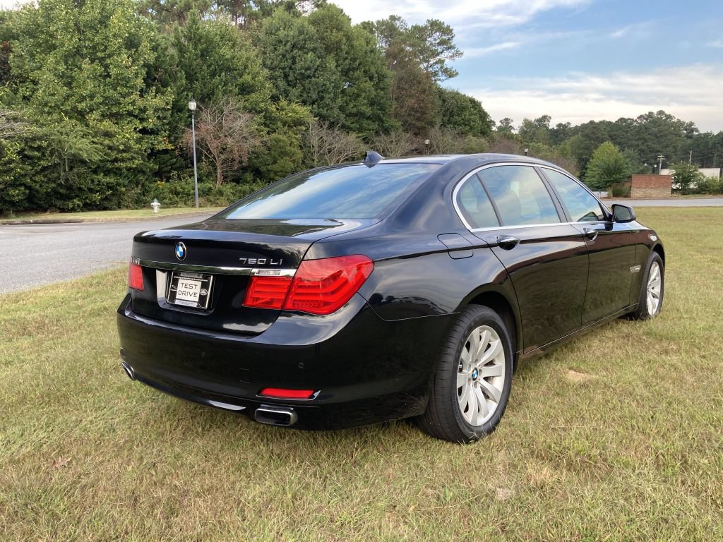 Used 2011 BMW 750Li xDrive AWD/4WD image 6