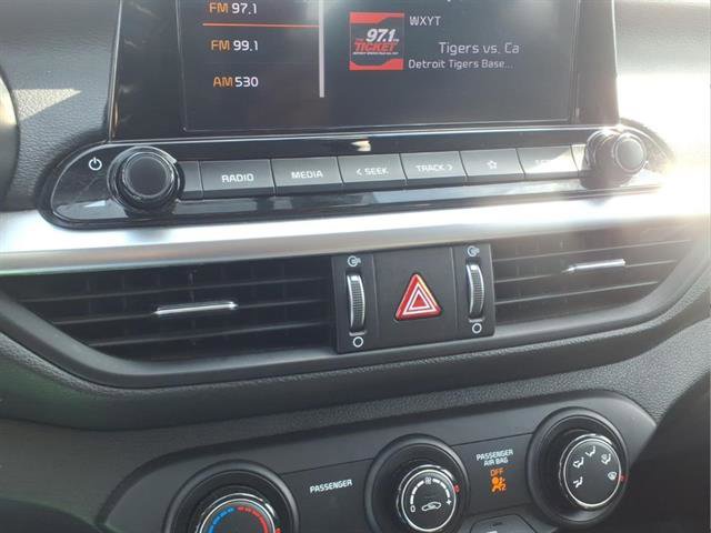 Used 2024 Kia Forte LXS image 16