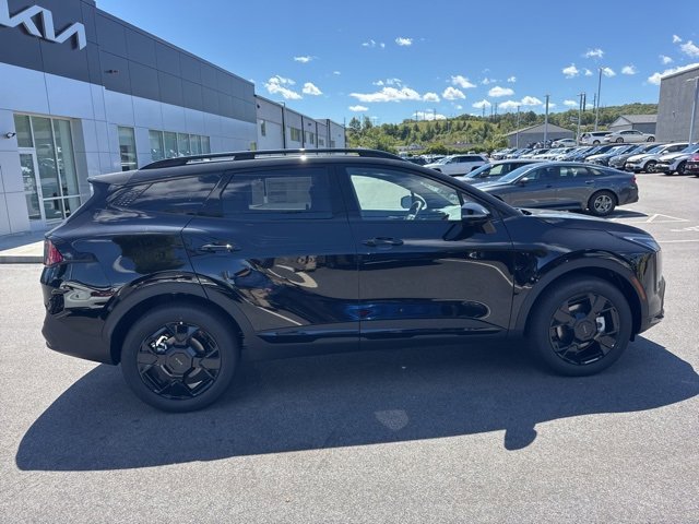 New 2026 Kia Sportage X-Line w/ X-Line Technology Package image 2