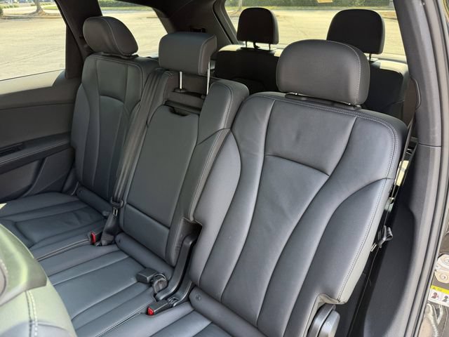 Used 2025 Audi Q7 3.0T Premium Plus AWD/4WD image 29