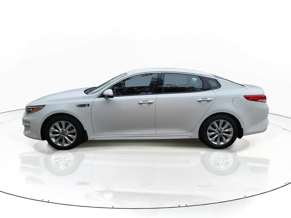 Used 2018 Kia Optima EX image 5