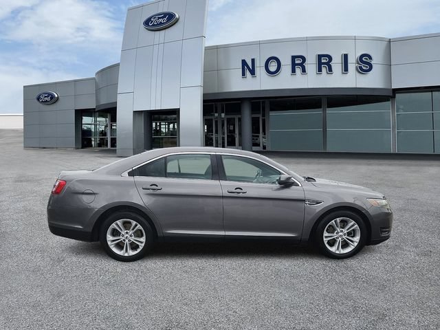 Used 2014 Ford Taurus SEL FWD image 5
