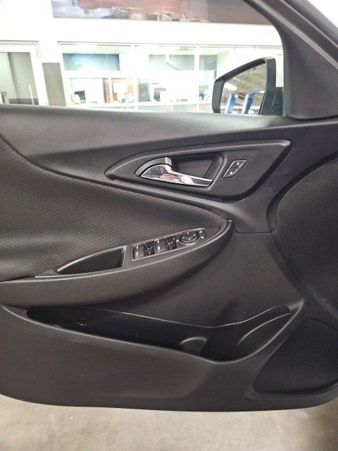 Used 2021 Chevrolet Malibu LT image 12