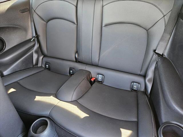 Used 2023 MINI Cooper S image 15