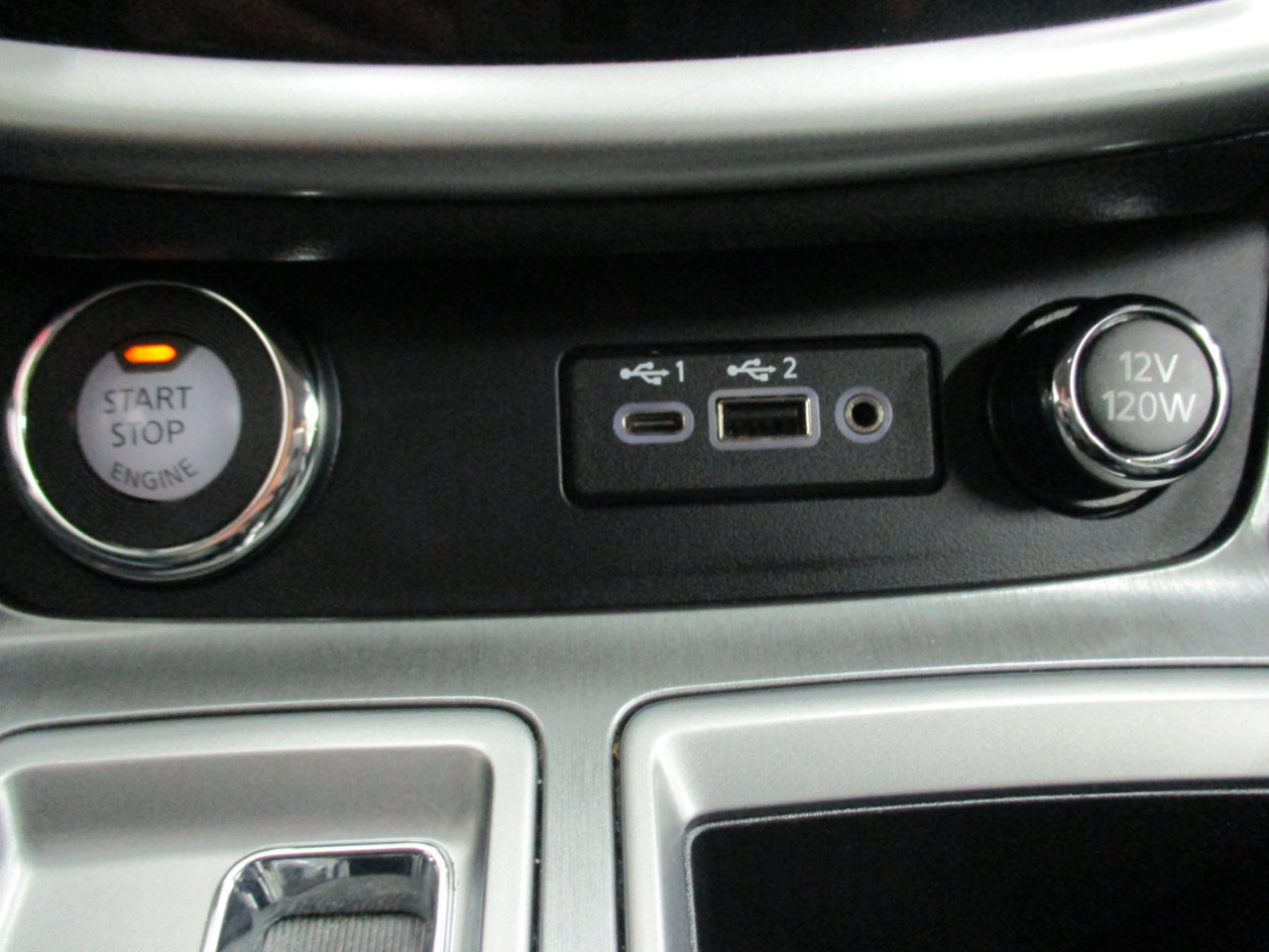 Used 2020 Nissan Murano SL image 25