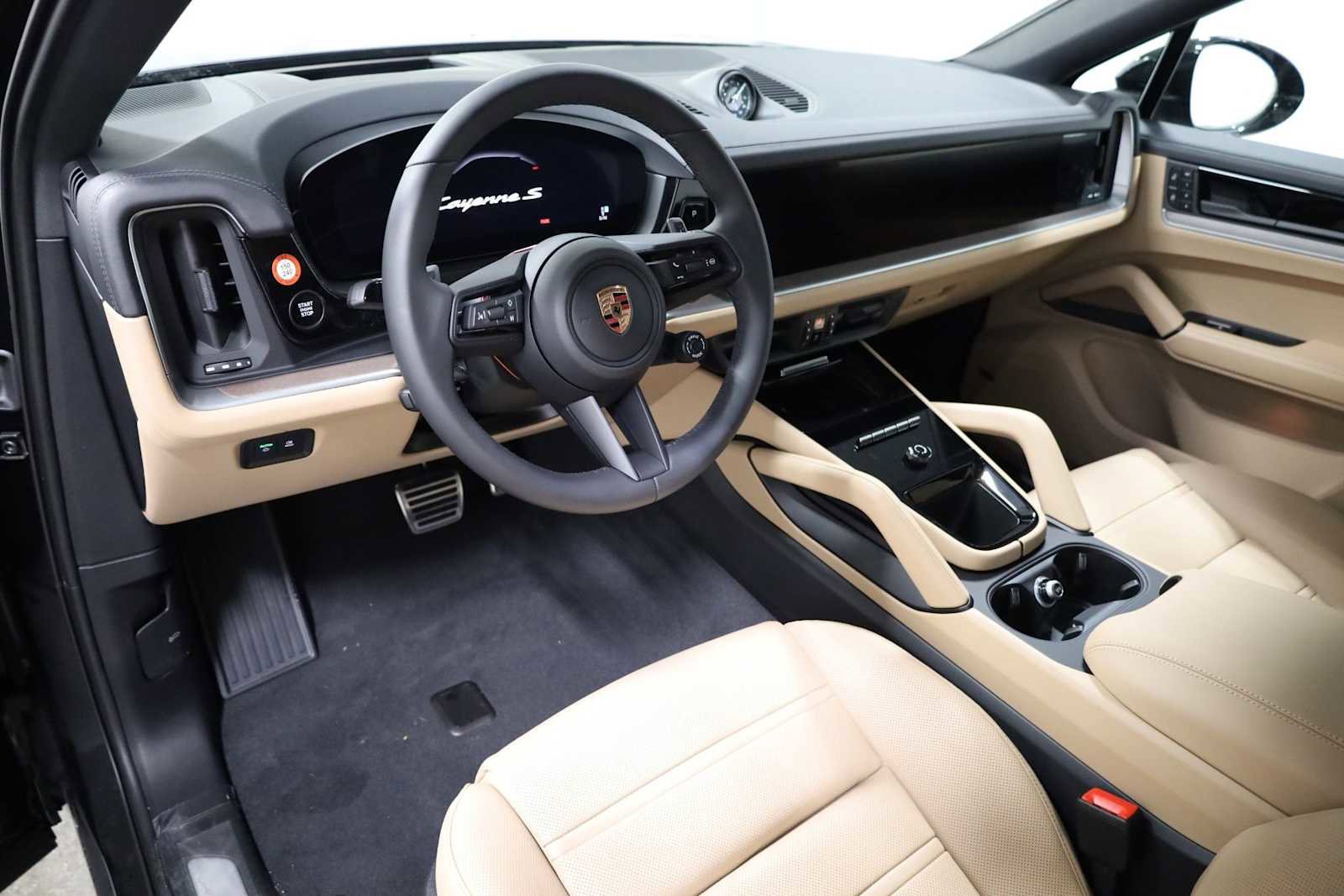 New 2026 Porsche Cayenne S image 4