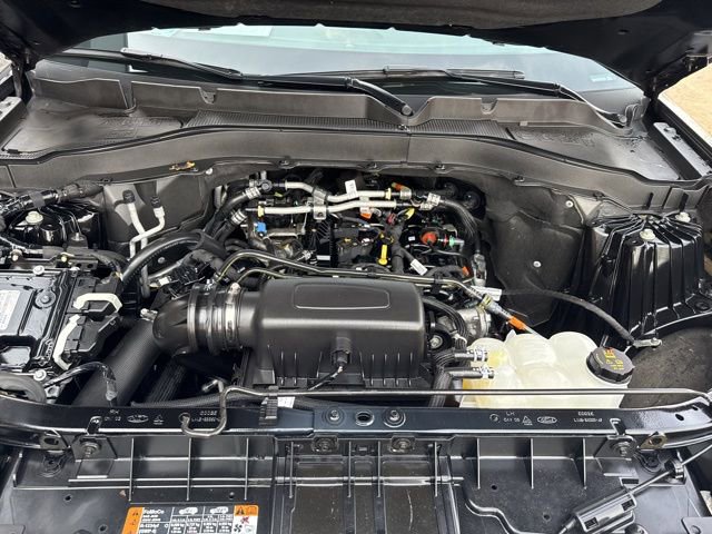 Used 2023 Ford Explorer XLT w/ Equipment Group 202A image 42