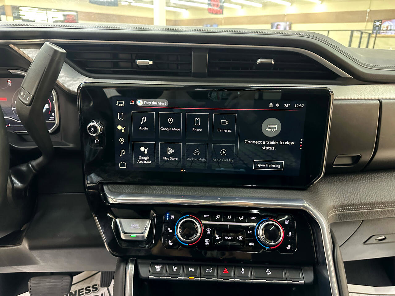 Used 2024 GMC Sierra 2500 Denali w/ Denali Reserve Package image 30