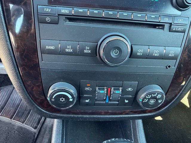 Used 2012 Chevrolet Impala LTZ FWD image 24
