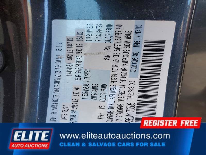 Used 2018 MAZDA MAZDA3 Grand Touring image 24