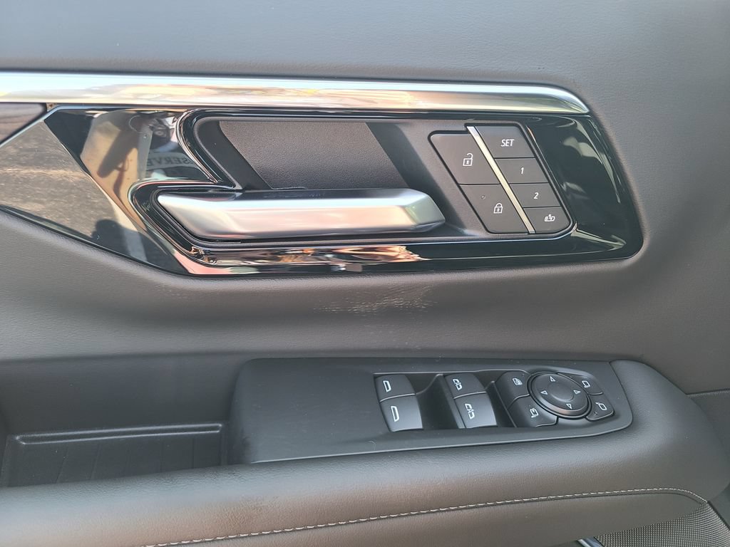 New 2026 Chevrolet Tahoe LT w/ Comfort Package AWD/4WD image 20
