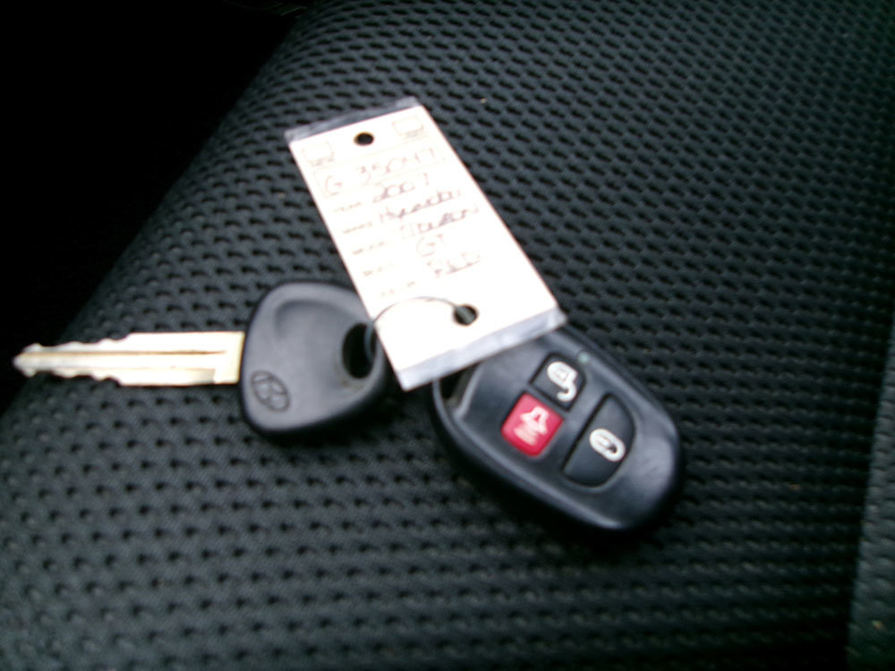 Used 2007 Hyundai Tiburon GT image 17