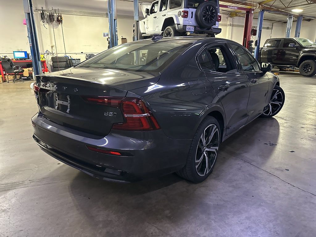 Used 2024 Volvo S60 B5 Plus w/ Climate Package AWD/4WD image 5