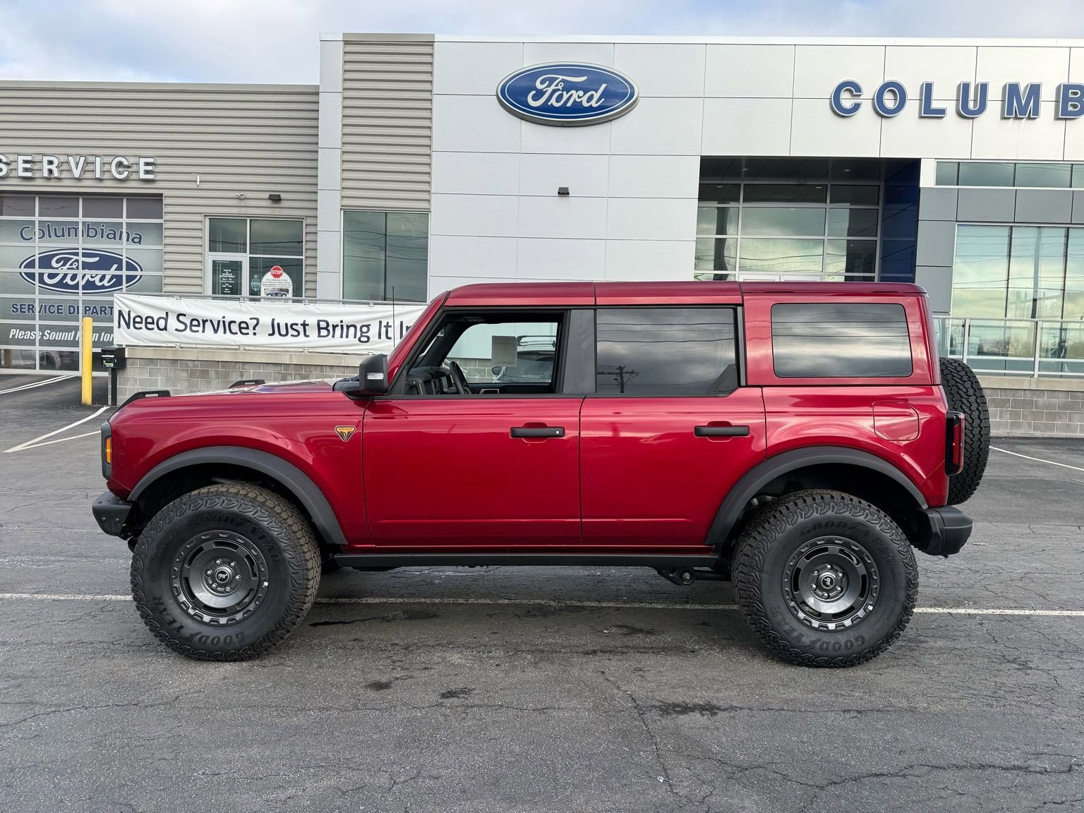 New 2025 Ford Bronco Badlands AWD/4WD image 3