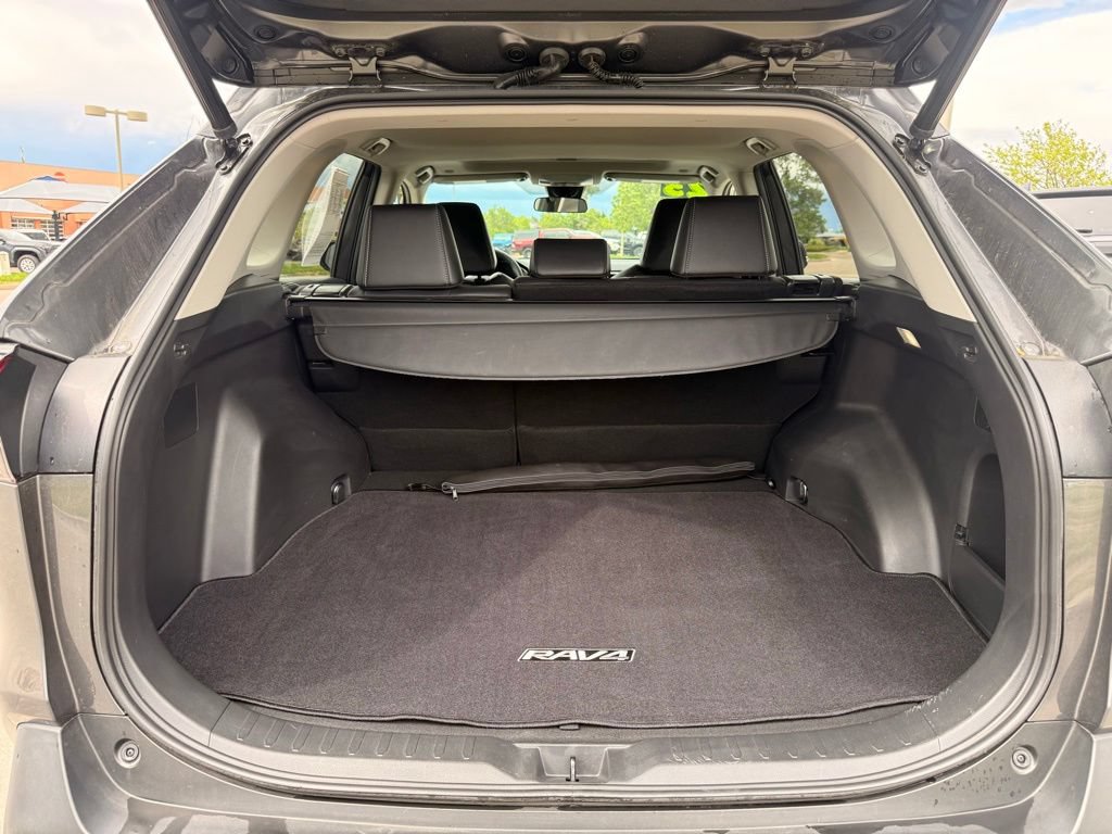 Used 2023 Toyota RAV4 XLE Premium AWD/4WD image 24