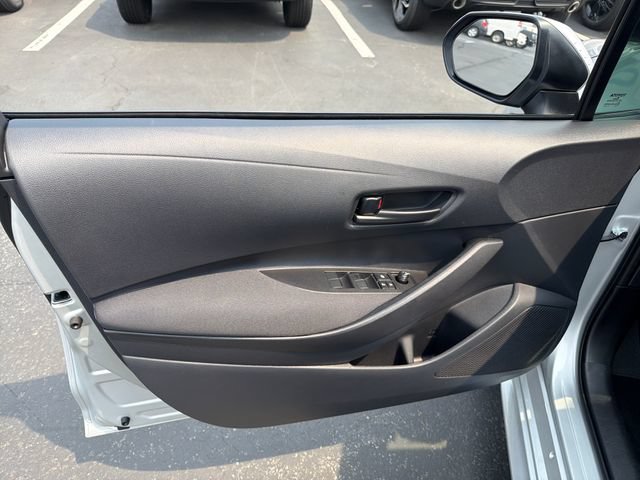 Used 2026 Toyota Corolla LE FWD image 11