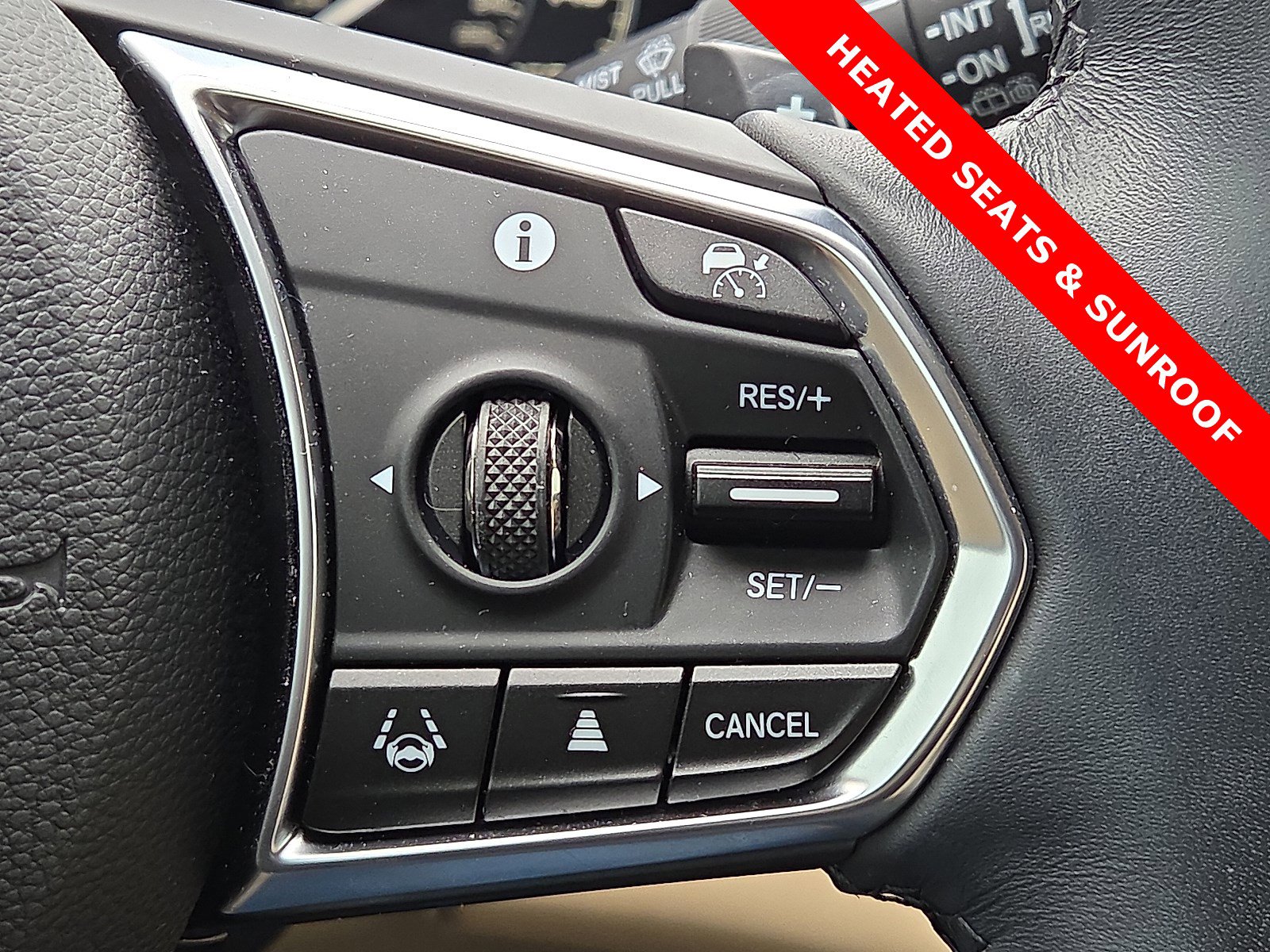 Used 2024 Acura RDX SH-AWD w/ Technology Package image 22