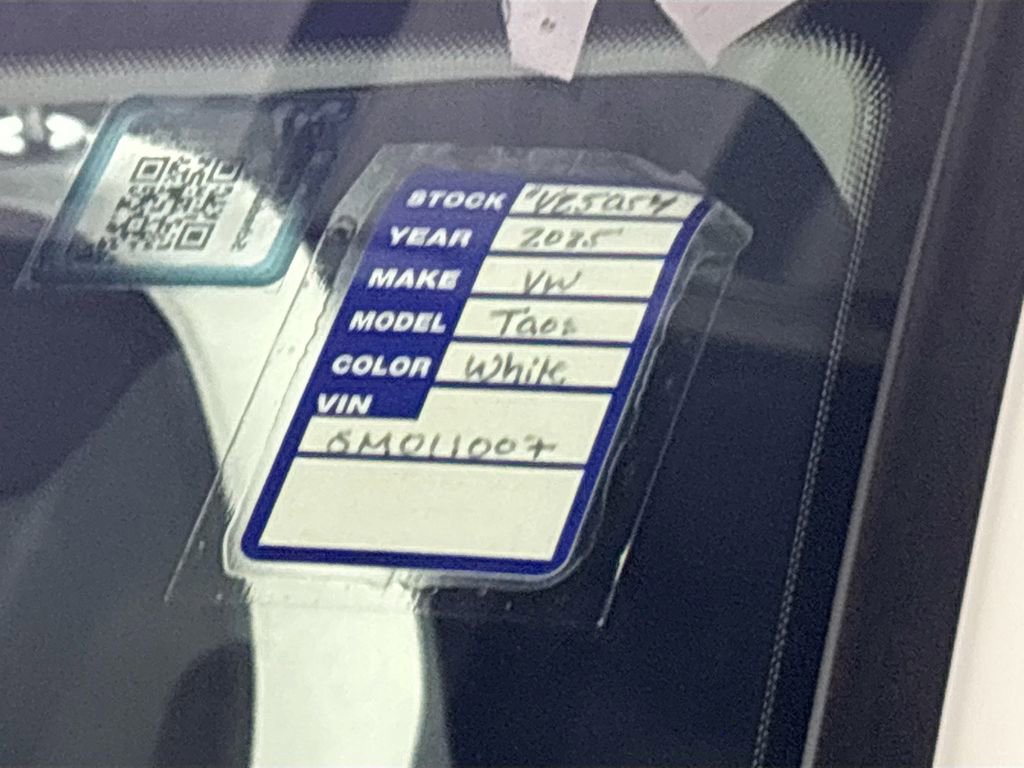 Certified 2025 Volkswagen Taos S AWD/4WD image 24