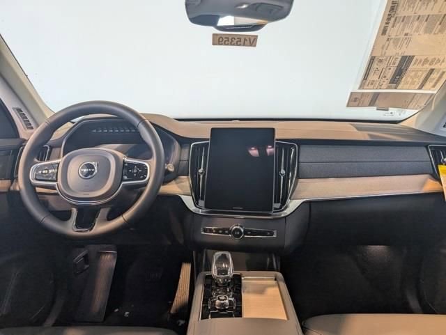 New 2026 Volvo XC90 T8 Plus w/ Protection Package Premier image 13