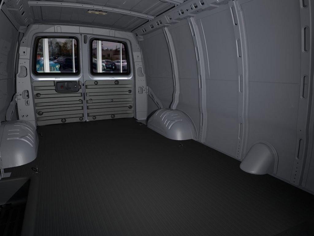 New 2026 Chevrolet Express 2500 image 17