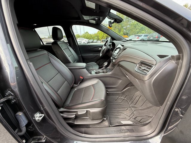 Used 2022 Chevrolet Equinox RS w/ RS Leather Package image 14