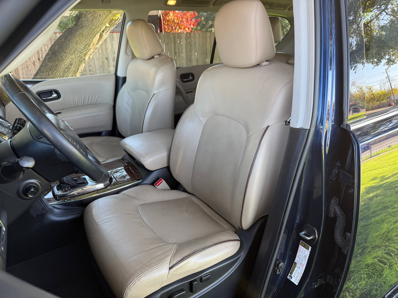 Used 2017 Nissan Armada SL image 14