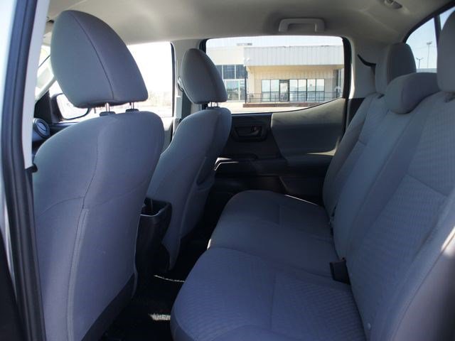 Used 2020 Toyota Tacoma SR w/ SR Convenience Package RWD image 12