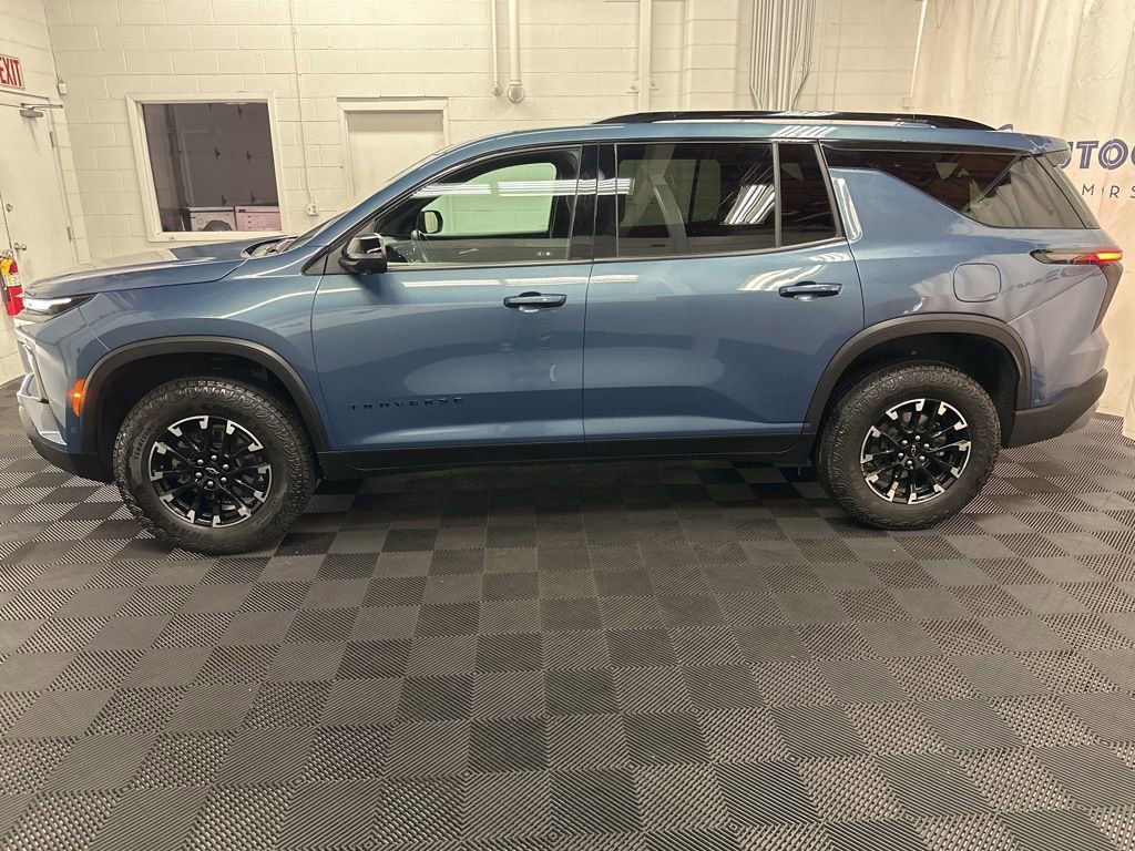 Used 2025 Chevrolet Traverse Z71 w/ Enhanced Driving Package image 6