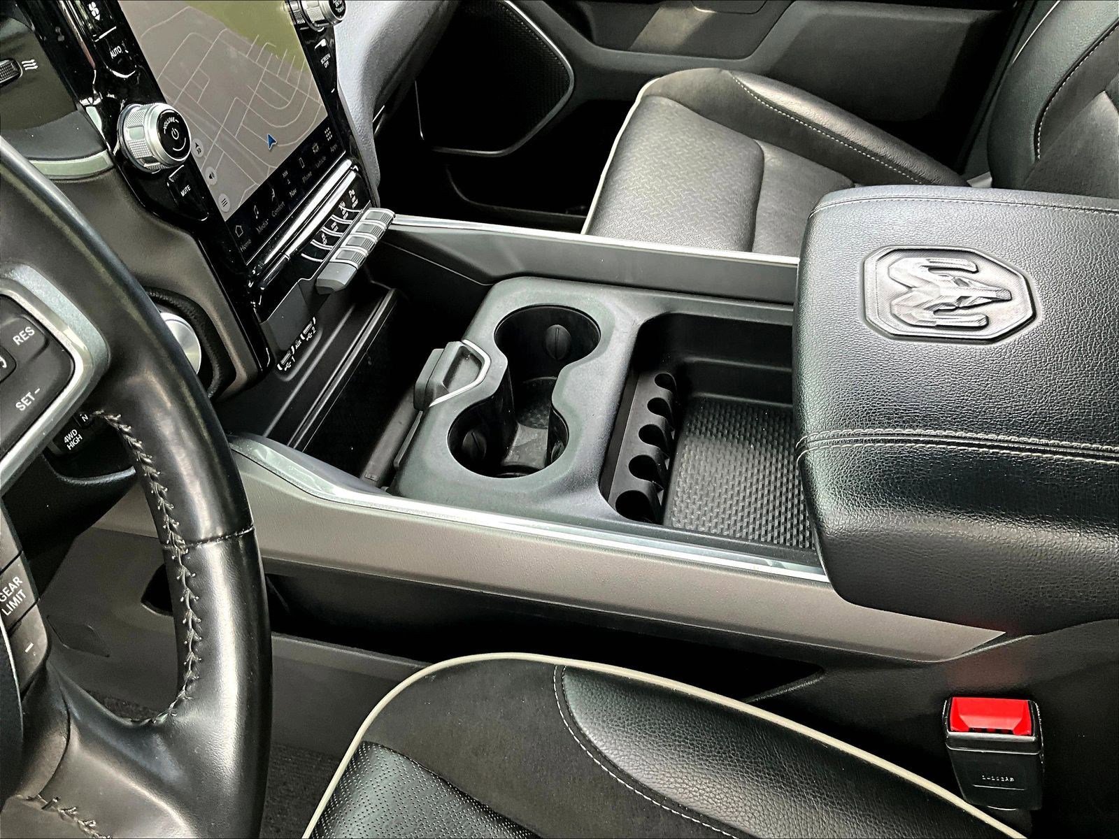 Used 2022 RAM 1500 Laramie w/ Sport Appearance Package AWD/4WD image 19
