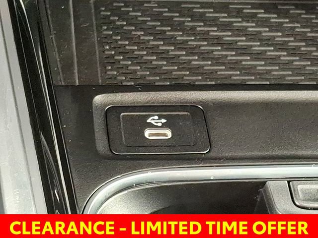 Used 2025 Mercedes-Benz EQB 250+ 250+ image 25