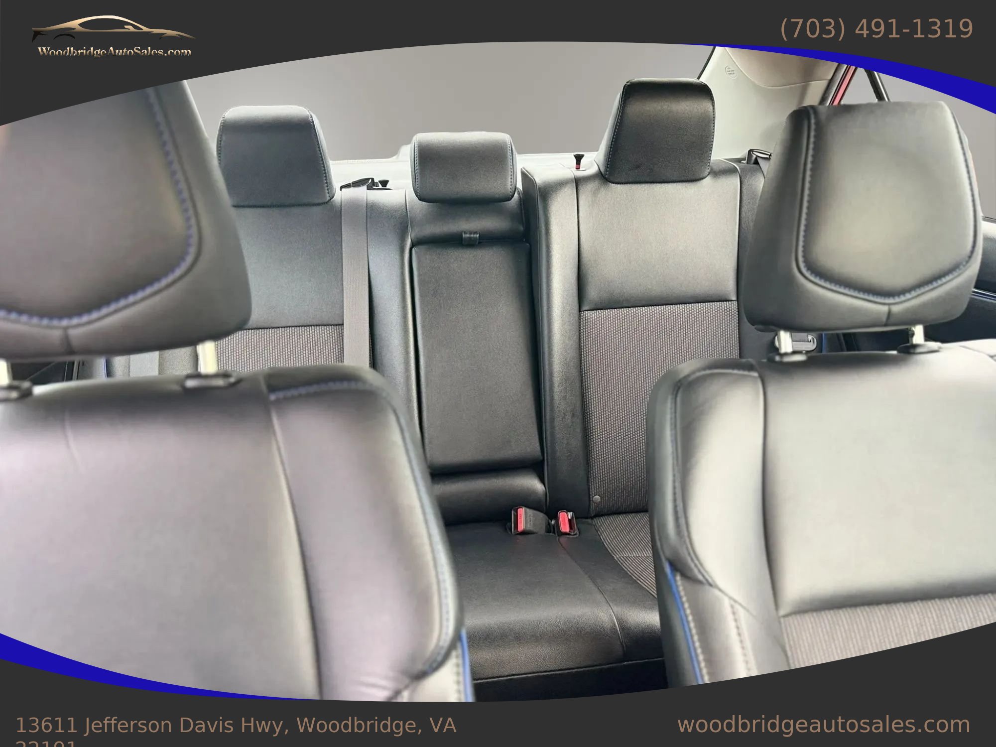 Used 2017 Toyota Corolla SE w/ SE Premium Package FWD image 19