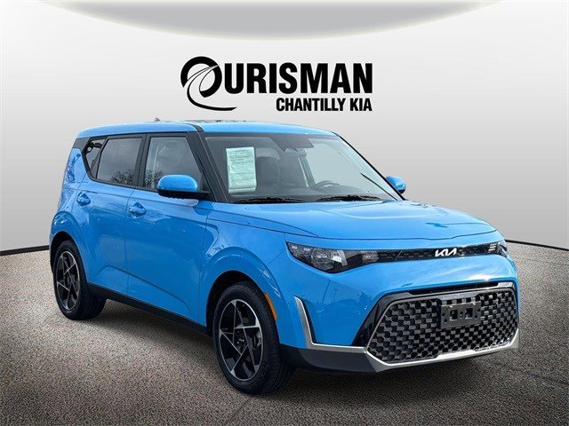 Used 2024 Kia Soul EX image 1
