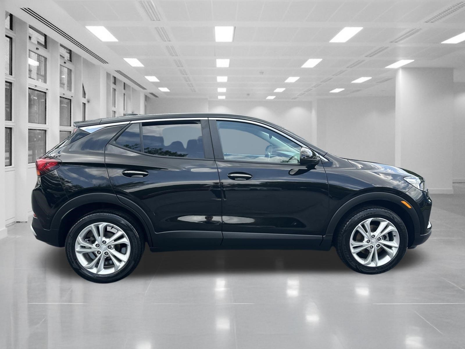 Certified 2023 Buick Encore GX Preferred FWD image 4