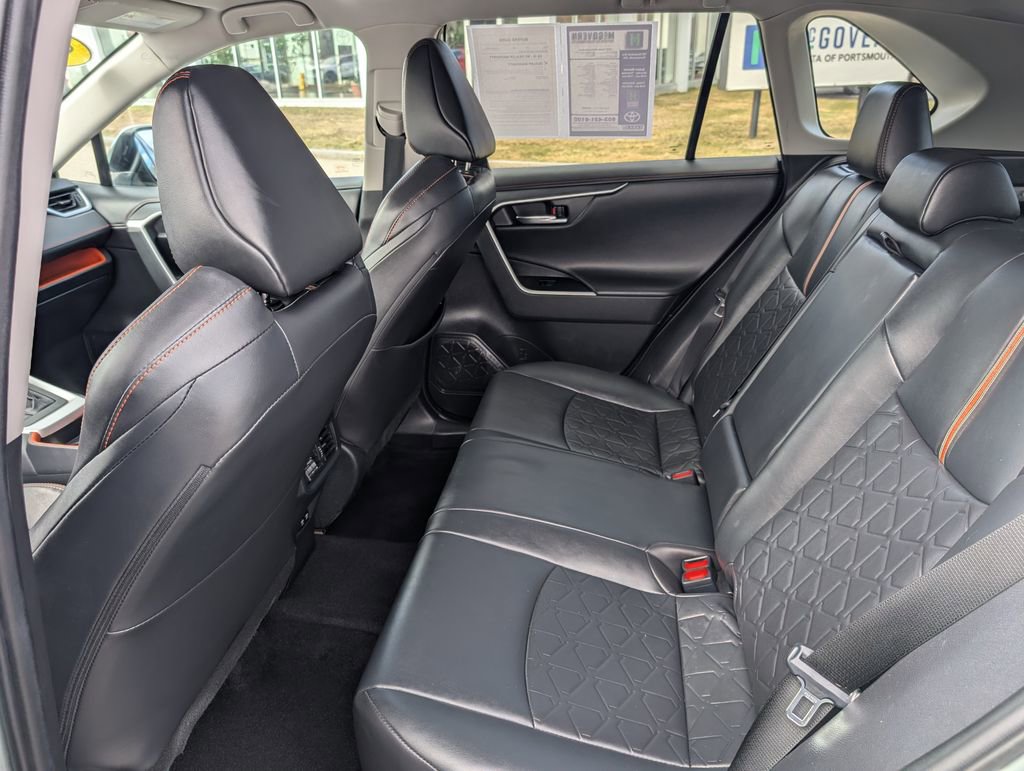 Used 2020 Toyota RAV4 Adventure AWD/4WD image 19
