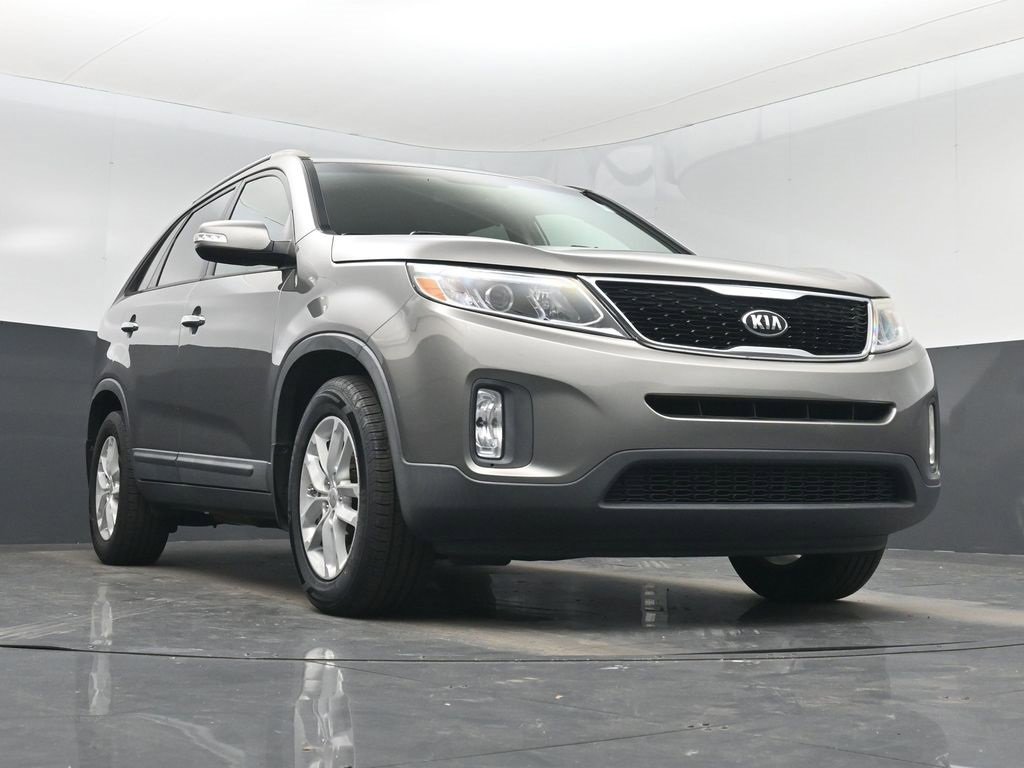 Used 2015 Kia Sorento LX image 41