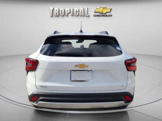 New 2026 Chevrolet Trax LT FWD image 4