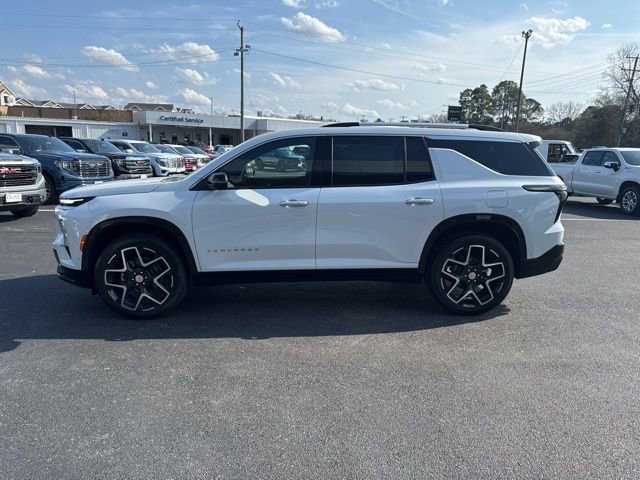 New 2026 Chevrolet Traverse High Country w/ LPO, Floor Liner Package FWD image 19