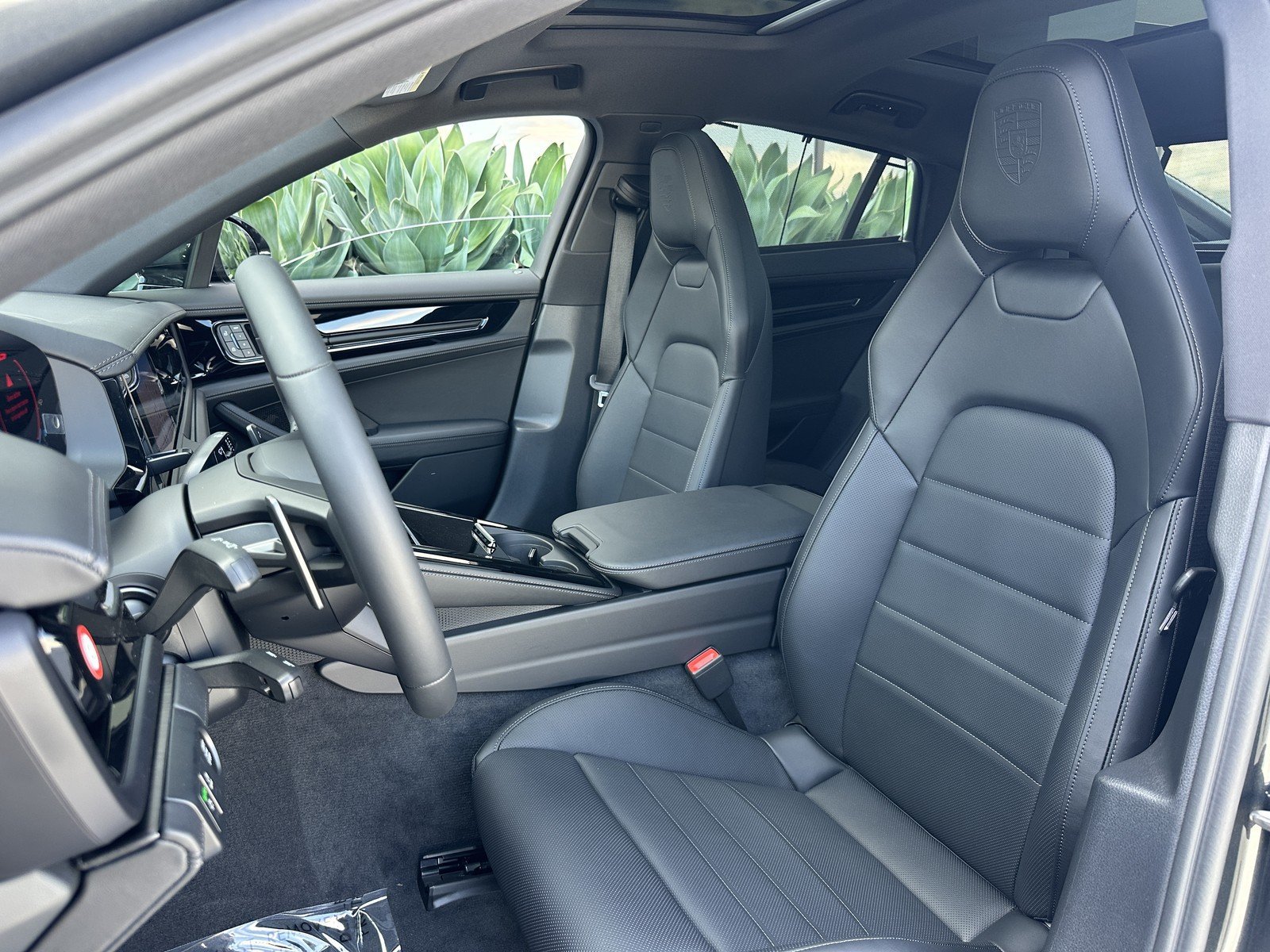 New 2026 Porsche Panamera image 6