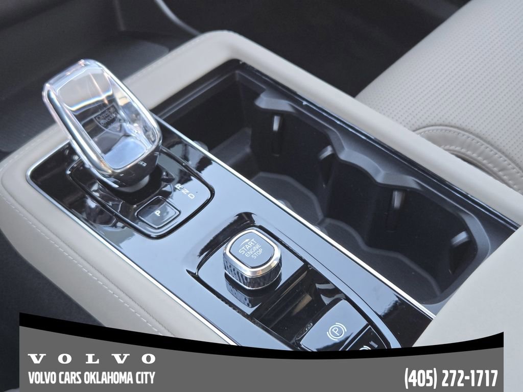 New 2026 Volvo XC90 T8 Ultra w/ Lounge Package image 19