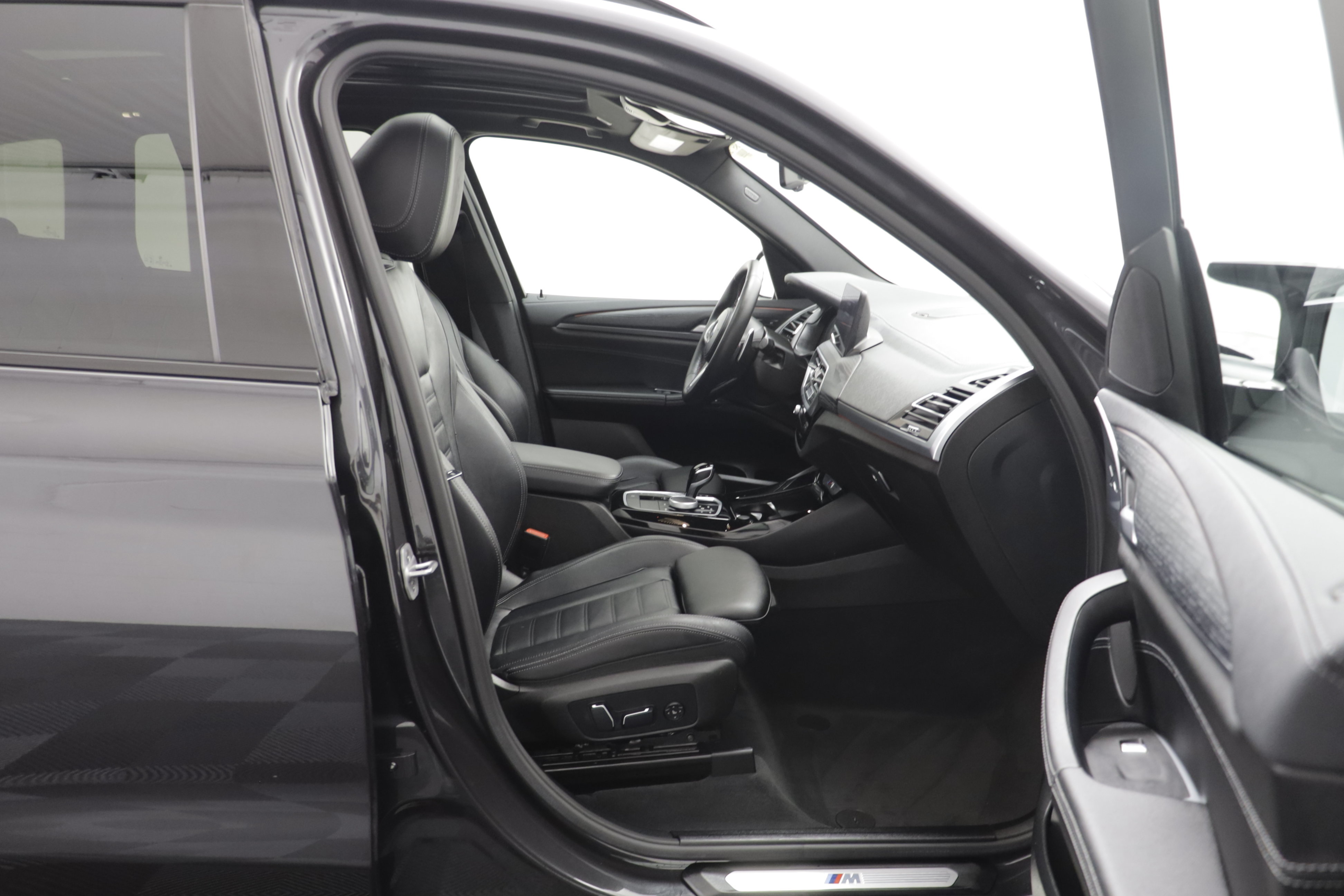 Used 2024 BMW X3 M40i AWD/4WD image 17