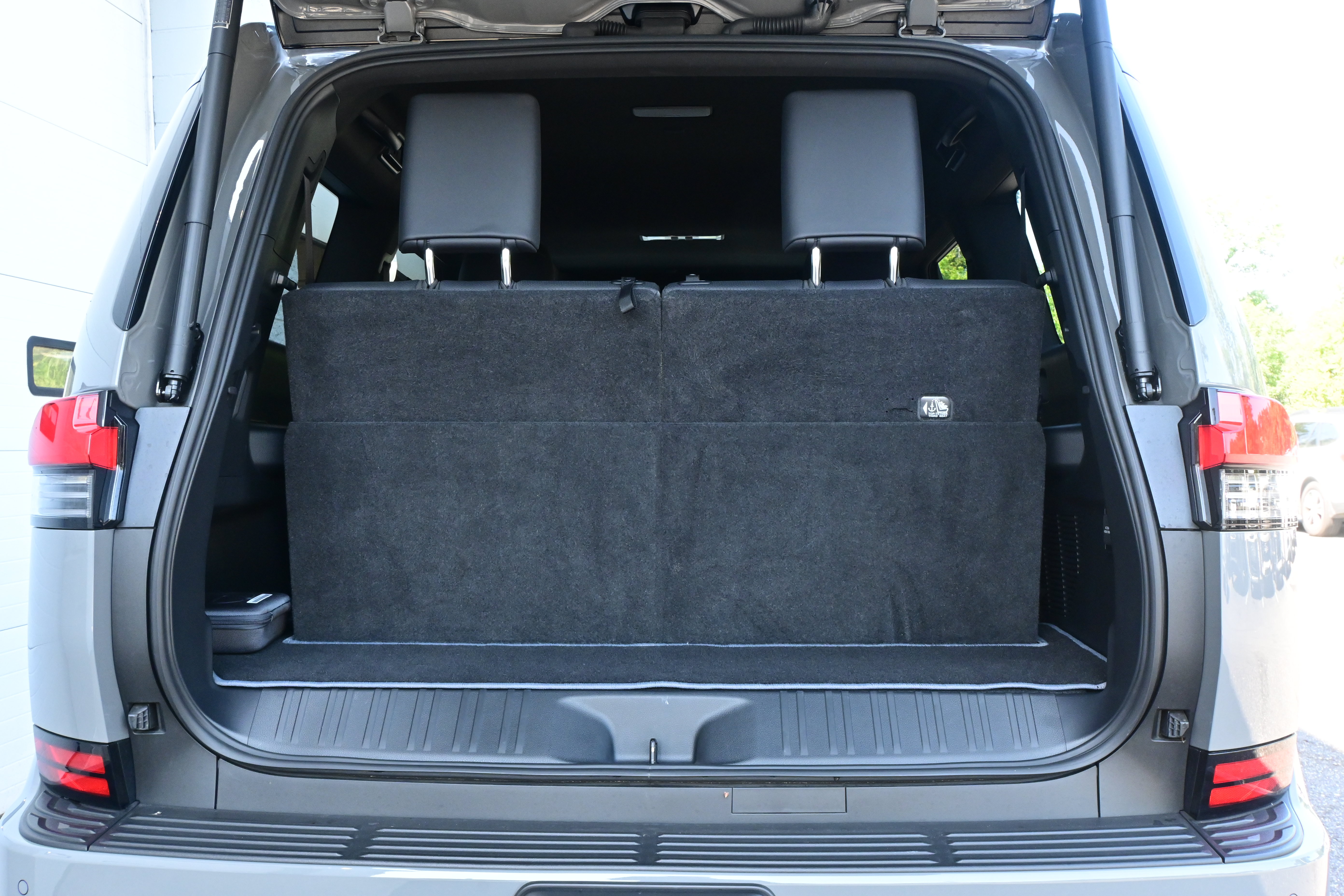 Used 2025 Lexus GX 550 w/ Accessory Package (Z1) AWD/4WD image 34